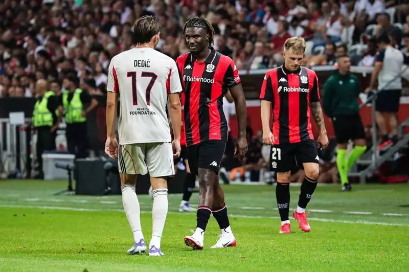 بنفيكا ونيس